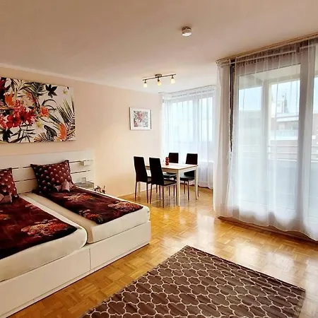 Stadtteil Steele- Einkaufsparadies 2min Zu Fuss Apartmán *